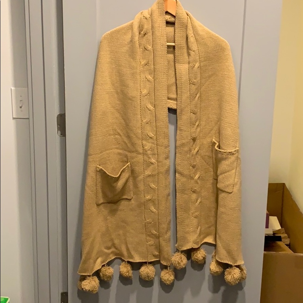 Camel colored wrap with pockets & pompoms